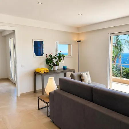 Clos des Iles - sea-view apartment near Croisette *